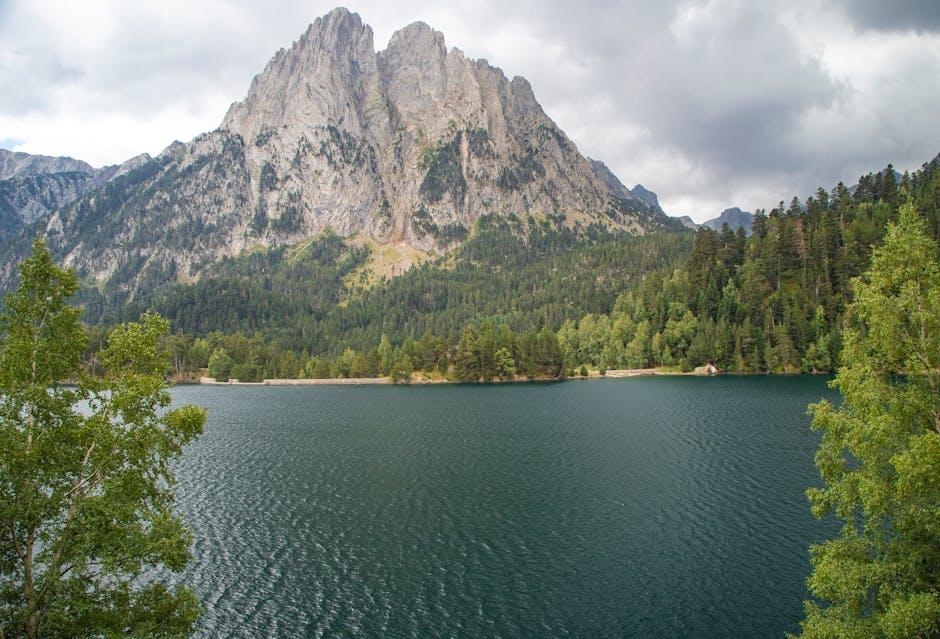 Wandering Through⁤ the Timeless ⁢Beauty of Aigüestortes ‌i Estany ⁤de⁣ Sant Maurici National​ Park